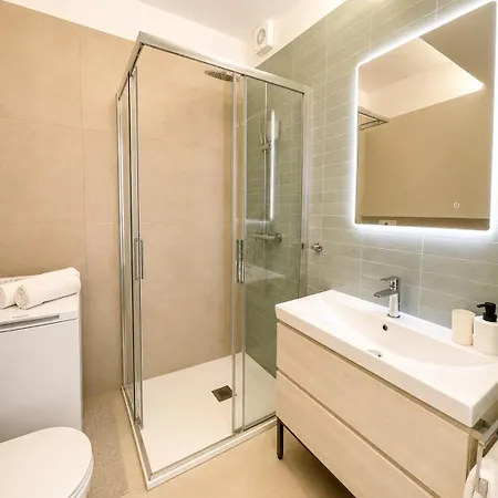 Apartamento Alpi Marittime Centro 1 *