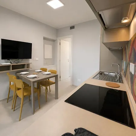 Apartamento Alpi Marittime Centro 1 *
